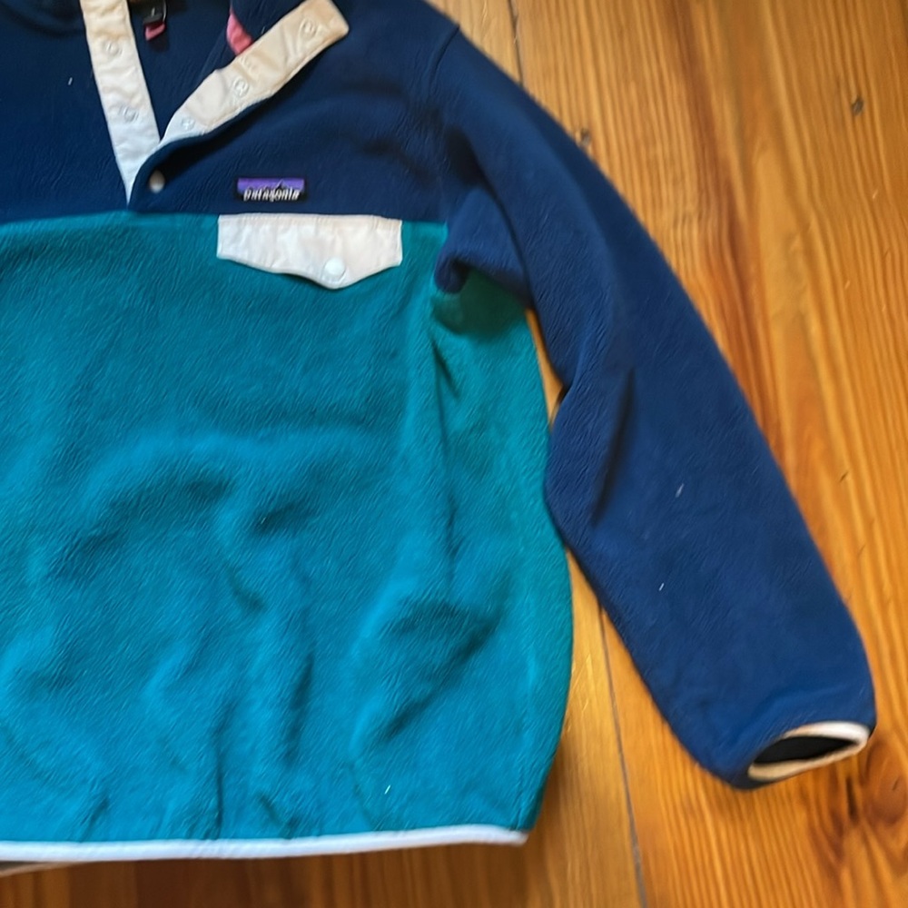 Patagonia women’s 1/4 synchilla fleece - Picture 3 of 4